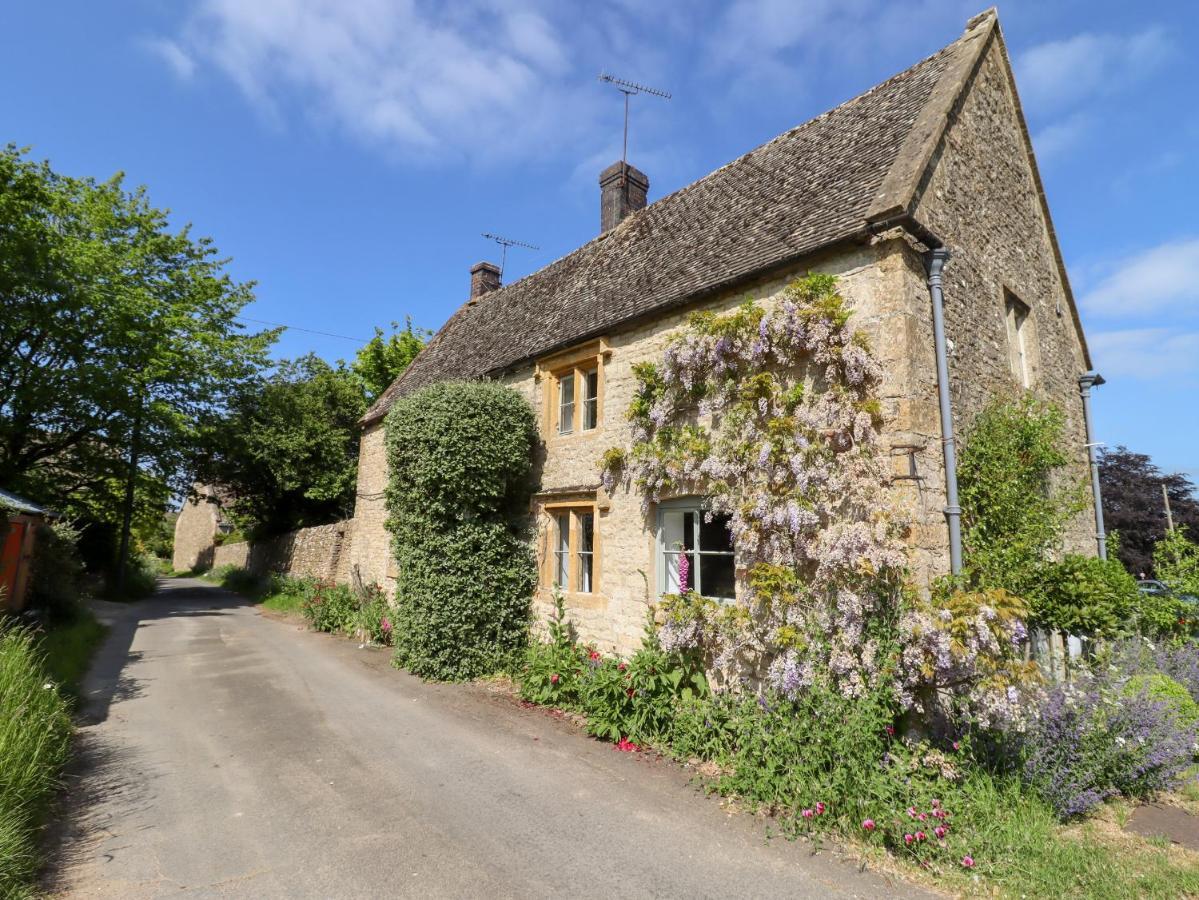 Woodbine Moreton-in-Marsh