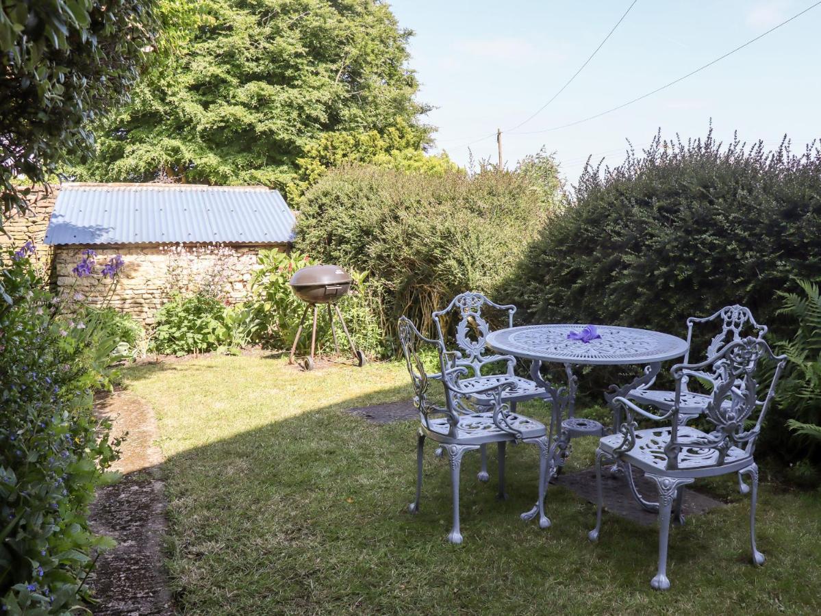 Holiday home Woodbine *